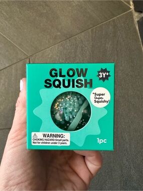 New Glow Squish Sensory Toy - Teal/Green